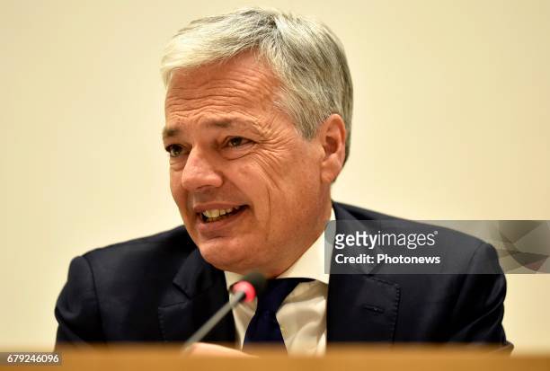 - Commission des Relations extérieures: questions au Ministre Didier Reynders sur le vote belge favorable à l'entrée de l'Arabie Saoudite dans la...