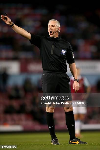 Chris Foy, match referee