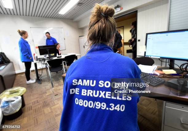 Visite de presse du centre du Samu Social Poincaré en présence des ministres Céline Fremault et Pascal Smet, accompagnés de Rudi Vervoort /...