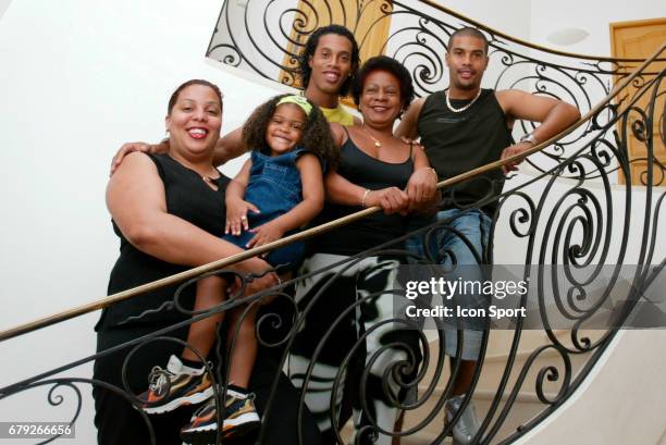 Ronaldinho and his family during a photoshoot at home in Bougival near Paris, France on 30th July 2002