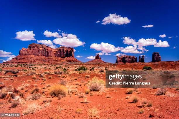 monument valley - rock formation stock pictures, royalty-free photos & images