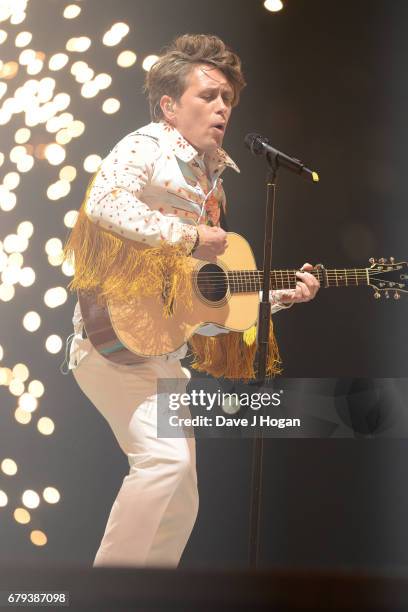 Mark Owen of Take That performs on the opening night of Wonderland Live 2017 at Genting Arena on May 5, 2017 in Birmingham, United Kingdom.