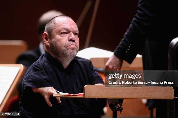 German baritone Thomas Quasthoff performs with the soprano israeli soprano Chen Reiss and the Luzerner Sinfonieorchester conduced by Costantinos...