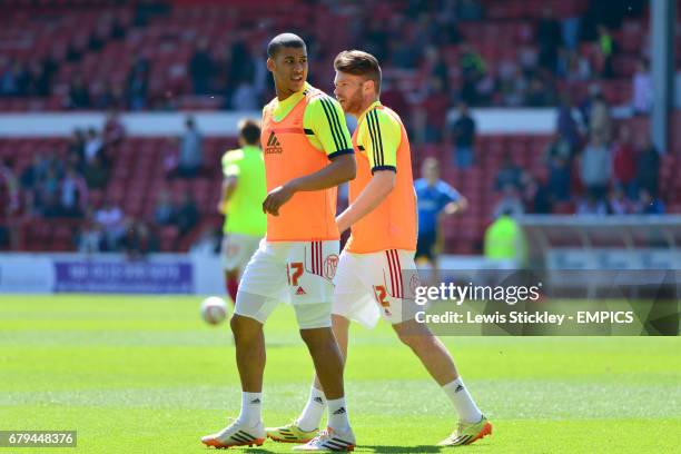 Nottingham Forest's Lee Peltier and Jamie Mackie during the warm-up