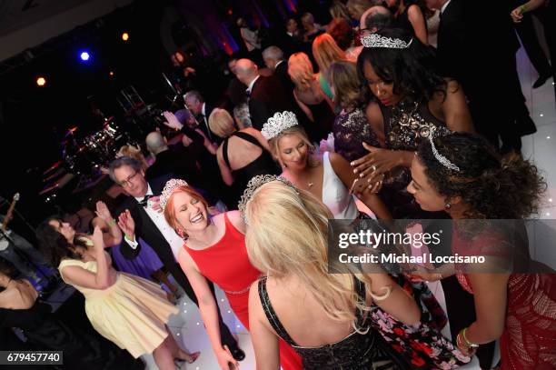 Guests attend the Unbridled Eve Gala for the 143rd Kentucky Derby at the Galt House Hotel & Suites on May 5, 2017 in Louisville, Kentucky.