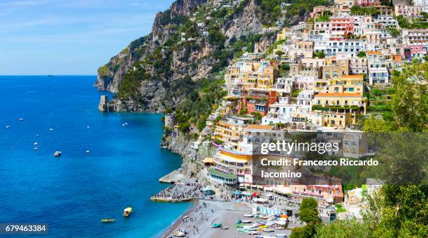 positano, amalfi coast, campania, sorrento, italy. - positano stockfoto's en -beelden