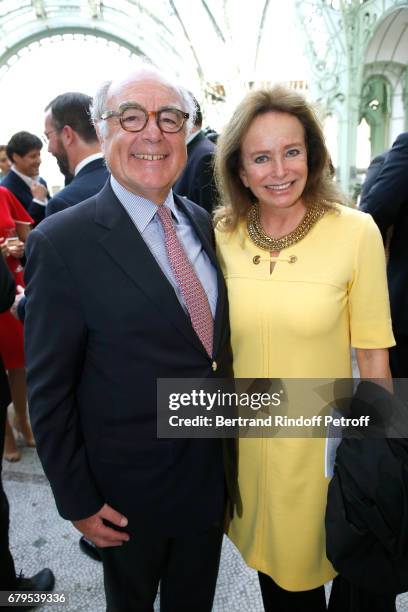 Henri Jobbe-Duval and Countess Eleonore de la Rochefoucauld attend the "Revelations" Fair at Balcon d'Honneur du Grand Palais on May 5, 2017 in...