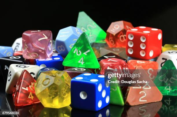 colorful wargaming hobby dice - kerker stockfoto's en -beelden