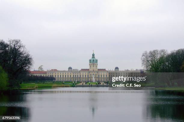 schloss charlottenburg - schloss charlottenburg stock-fotos und bilder