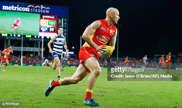 Gary Ablett of the suns in action during the round seven AFL match between the Gold Coast Suns and the Geelong Cats at Metricon Stadium on May 6,...