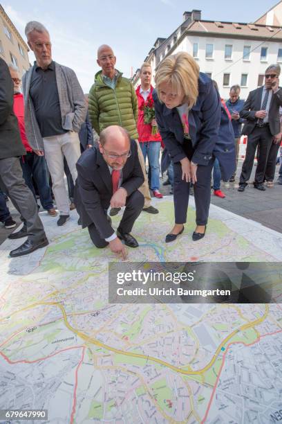 Regional elections 2017 in North Rhine-Westphalia. Election campaign by Prime Minister female Hannelore Kraft and the SPD Chancellor candidate Martin...