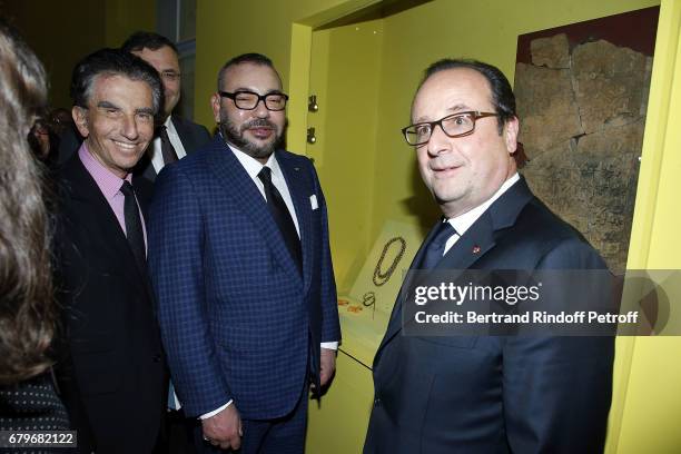 President of Institut du Monde Arabe Jack Lang, Morocco's King Mohammed VI and French President Francois Hollande visit 'Tresor de l'Islam en...