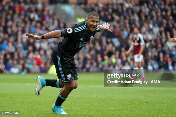 Salomon Rondon of West Bromwich Albion celebrates after scoring a goal to make it 1-1 during the Premier League match between Burnley and West...