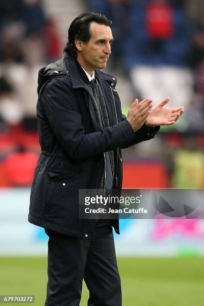 Coach of PSG Unai Emery reacts during the French Ligue 1 match between Paris Saint-Germain and SC Bastia at Parc des Princes stadium on May 6, 2017...