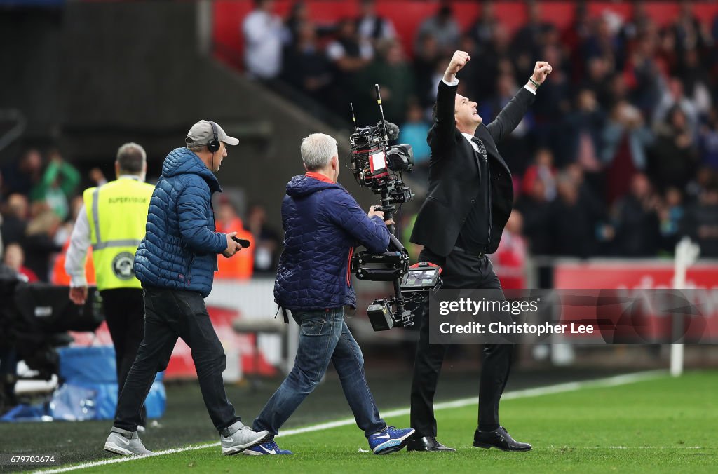 Swansea City v Everton - Premier League