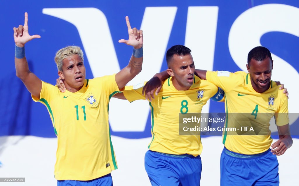 Italy v Brazil - FIFA Beach Soccer World Cup Bahamas 2017