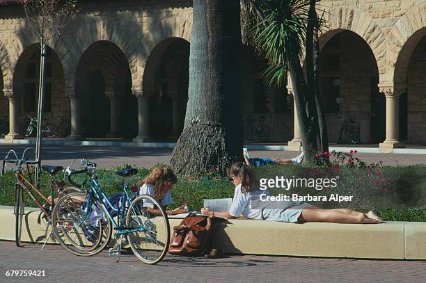 Students at Stanford University, Stanford, near Palo Alto, California, USA, October 1989.