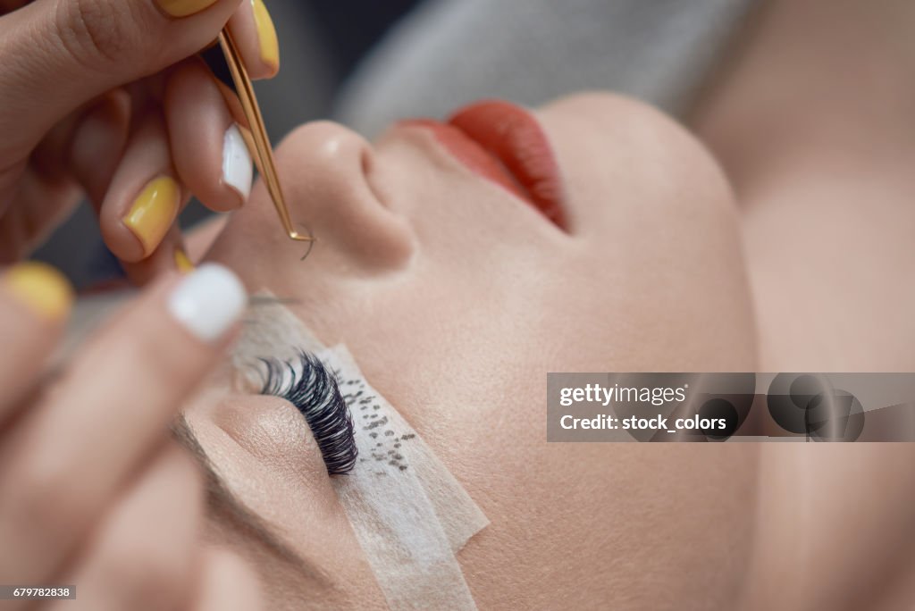 Beauty treatment, applying false eyelashes