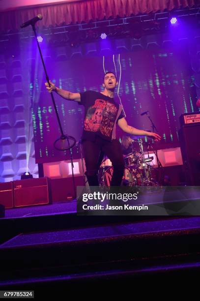 Joe Jonas of DNCE performs on stage at the 28th Annual GLAAD Media Awards at The Hilton Midtown on May 6, 2017 in New York City.