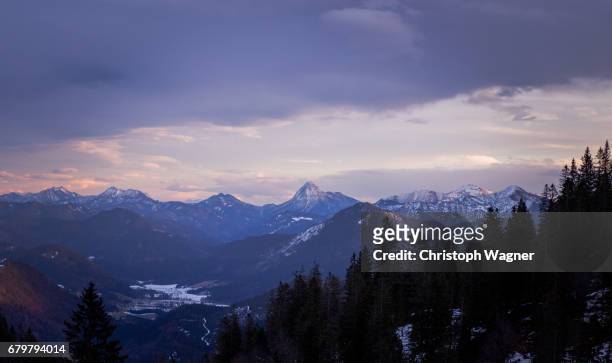 bavaria alps - wettersteingebirge - sorglos imagens e fotografias de stock
