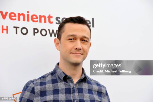 Actor Joseph Gordon-Levitt attends an advance Fandango screening of Paramount Pictures' "An Inconvenient Sequel: Truth To Power" at The Greek Theatre...