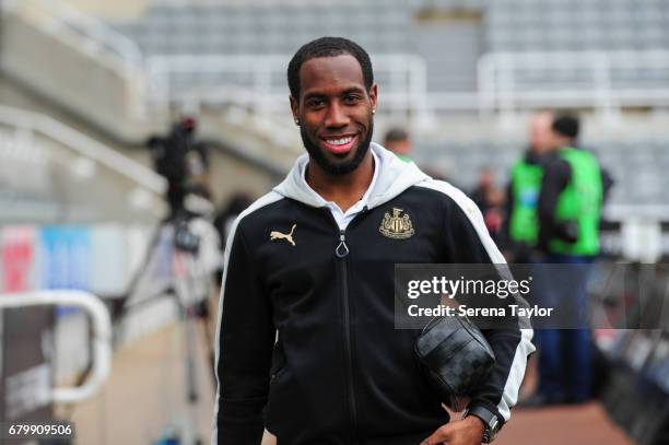 Vurnon Anita of Newcastle United arrives during the Sky Bet Championship Match between Newcastle United and Barnsley at St.James' Park on May 7, 2017...