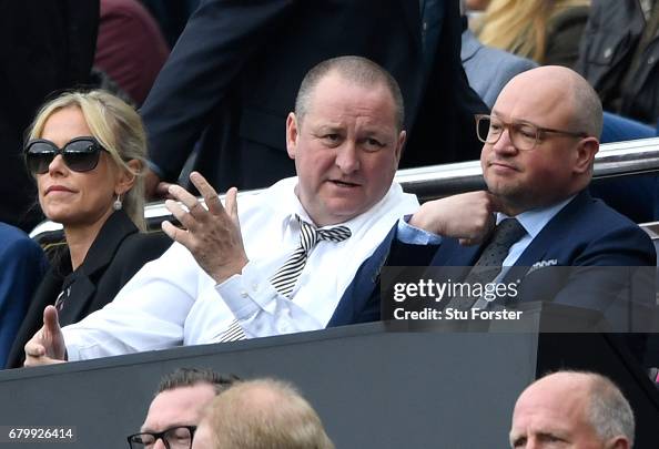 Newcastle United v Barnsley - Sky Bet Championship Newcastle United v Barnsley - Sky Bet Championship