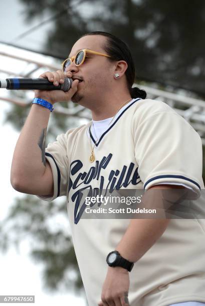 Mac Deville Rapper 84 Scoop Deville Stock Photos, High-Res Pictures, and Images - Getty Images
