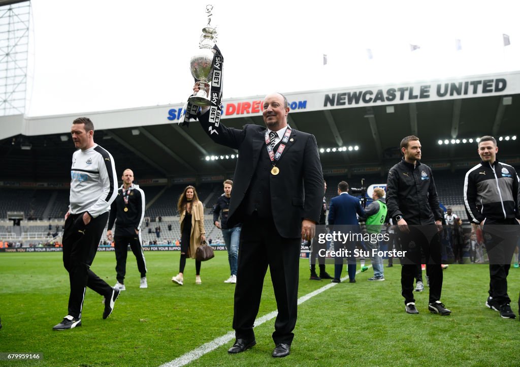 Newcastle United v Barnsley - Sky Bet Championship