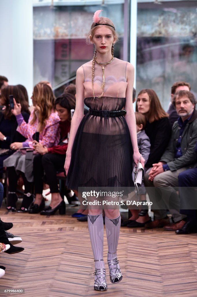 Prada Resort 2018 Womenswear Show - Runway