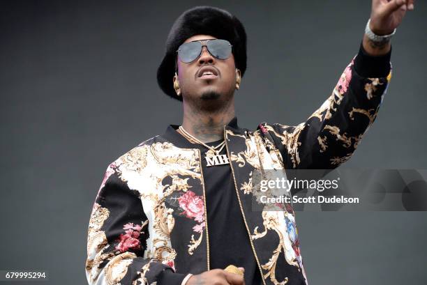 Jeremi Rapper Rapper Jeremih Photos and Premium High Res Pictures - Getty Images