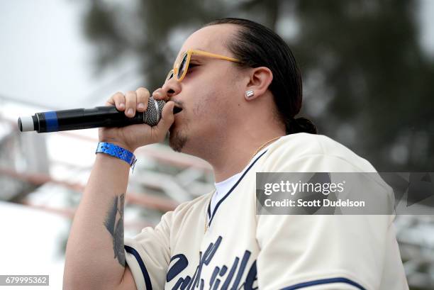 Mac Deville Rapper 84 Scoop Deville Stock Photos, High-Res Pictures, and Images - Getty Images