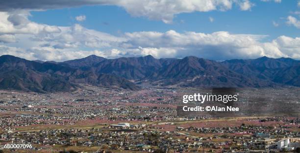 yamanashi in spring - 郊外の風景 stock pictures, royalty-free photos & images