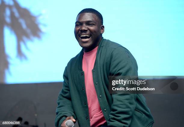 Li Man Rapper 294 Rapper Li Stock Photos, High-Res Pictures, and Images - Getty Images