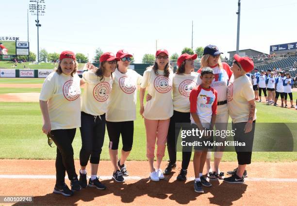 Cast of "A League of Their Own" Megan Cavanagh, Patti Pelton, Anne Ramsay, Renee Coleman, Patti Pelton, Geena Davis and Lori Petty attend "A League...