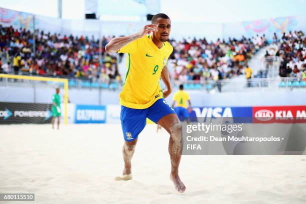 Rodrigo of Brazil in action during the FIFA Beach Soccer World Cup Bahamas 2017 final between Tahiti and Brazil at National Beach Soccer Arena at...