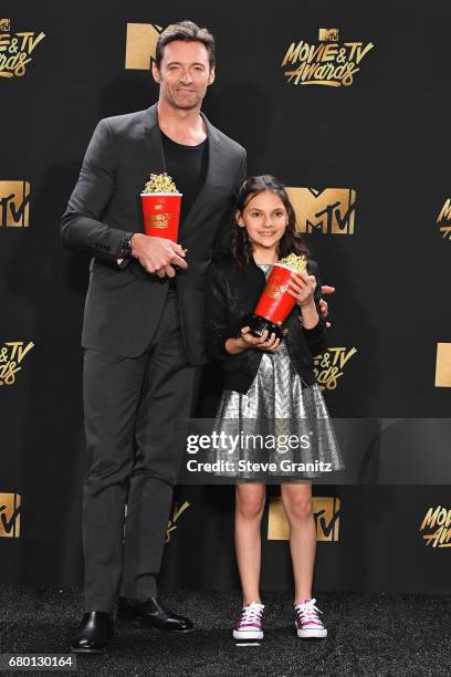 Dafne Keen Photos And Premium High Res Pictures Getty Images dafne-keen-photos-and-premium-high-res-pictures-getty-images
