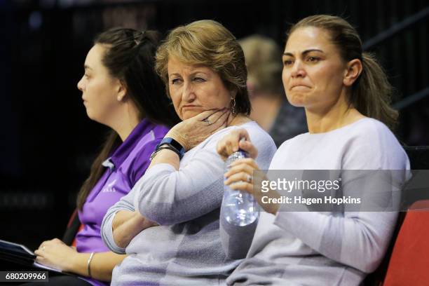 Coach Julie Hoornweg and assistant coach Temepara Bailey of the Stars look on during the New Zealand Premiership match between the Pulse and the...