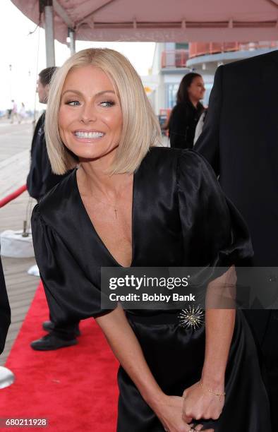 Kelly Ripa attends the 2017 New Jersey Hall Of Fame Induction Ceremony at Asbury Park Convention Center on May 7, 2017 in Asbury Park, New Jersey.