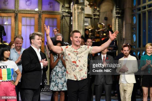 Chris Pine" Episode 1723 -- Pictured: Nancy Whang, Pat Mahoney and James Murphy from LCD Soundsystem with Chris Pine during "Goodnights & Credits" in...