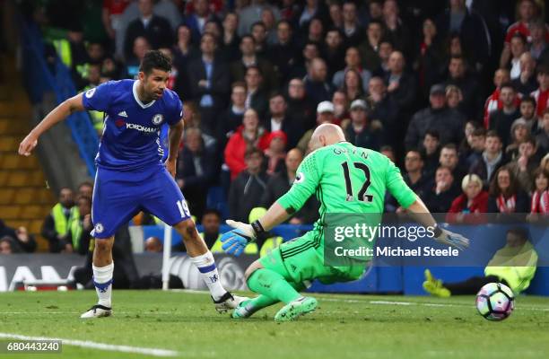 Diego Costa of Chelsea scores his sides first goal past Brad Guzan of Middlesbrough during the Premier League match between Chelsea and Middlesbrough...