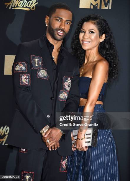 Big Sean, Jhene Aiko arrives at the 2017 MTV Movie And TV Awards at The Shrine Auditorium on May 7, 2017 in Los Angeles, California.