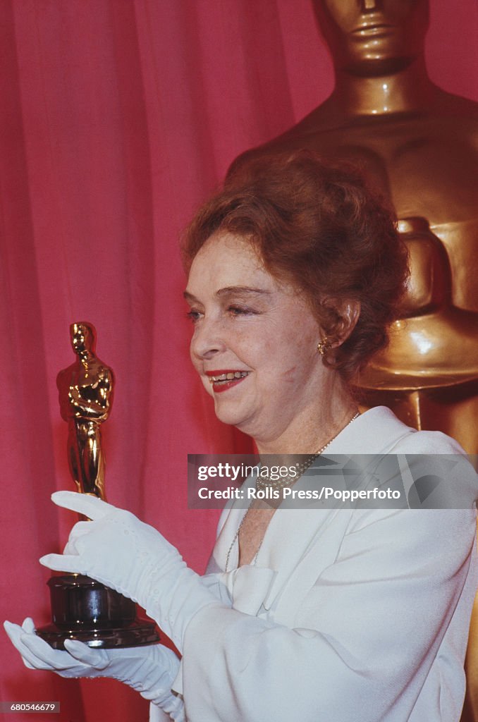 American Actress Lillian Gish Pictured Holding Her Honorary Oscar american-actress-lillian-gish-pictured-holding-her-honorary-oscar