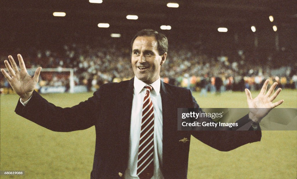 Arsenal manager George Graham celebrates First Division Championship 1989