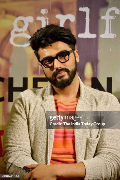 411 Half Girlfriend Photos and Premium High Res Pictures - Getty Images