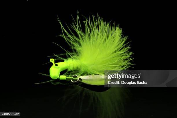 neon colored crappie jig with spinner - crappie fotografías e imágenes de stock