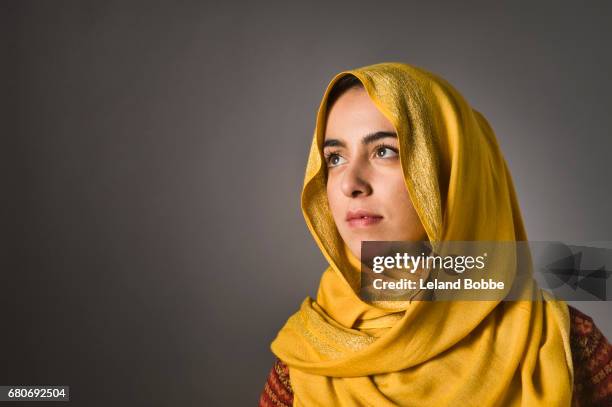 middle eastern hijab