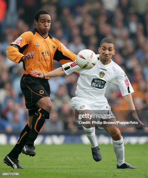 Paul Ince of Wolverhampton and Aaron Lennon of Leeds in action during the Coca Cola League Championship match between Leeds United and Wolverhampton...