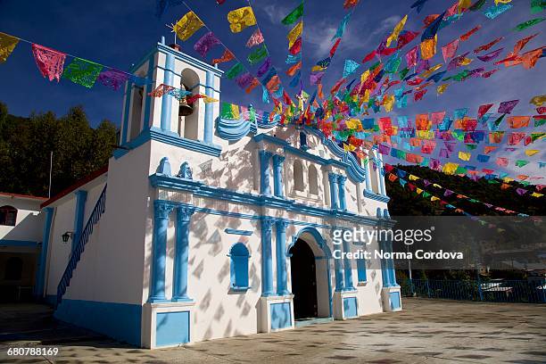 church in sierra norte, oaxaca, mexico - oaxaca stock pictures, royalty-free photos & images