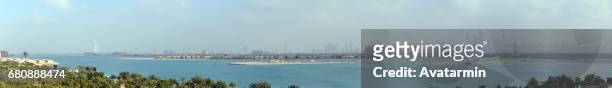 skyline of dubai - united arab emirates - wolkenkratzer 個照片及圖片檔